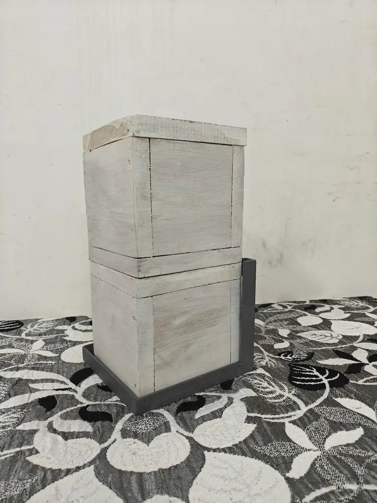 Metal Wall Mount for Stingless Bee Hive